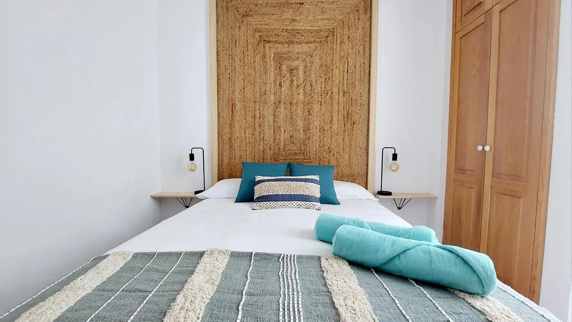 Apartamento Centrico Con Playa Y Piscina Playa del Ingles  Spain
